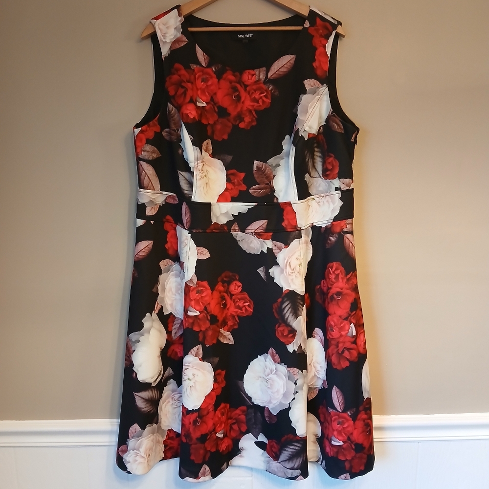 Nine West Floral Dress Sz 16